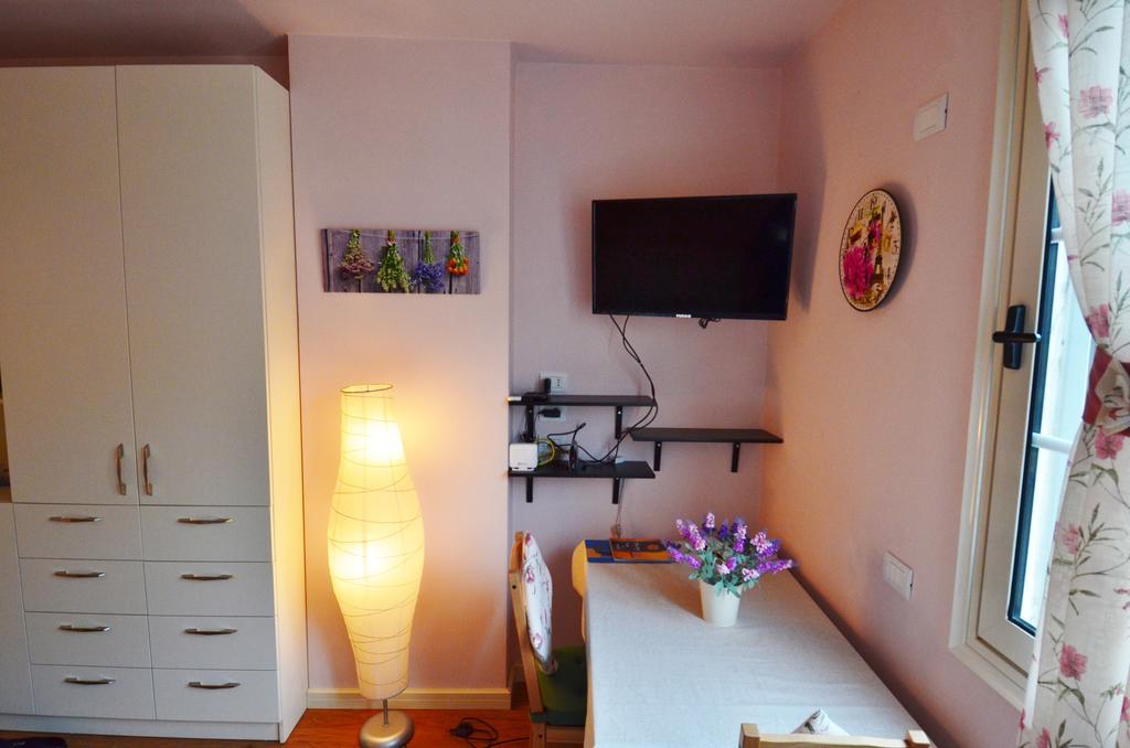 Studio Silva Tiranë Luaran gambar